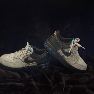 2020 Nike Air Force 1 Low LV8 Graffiti Graphics Black Wolf Grey Blue Hero